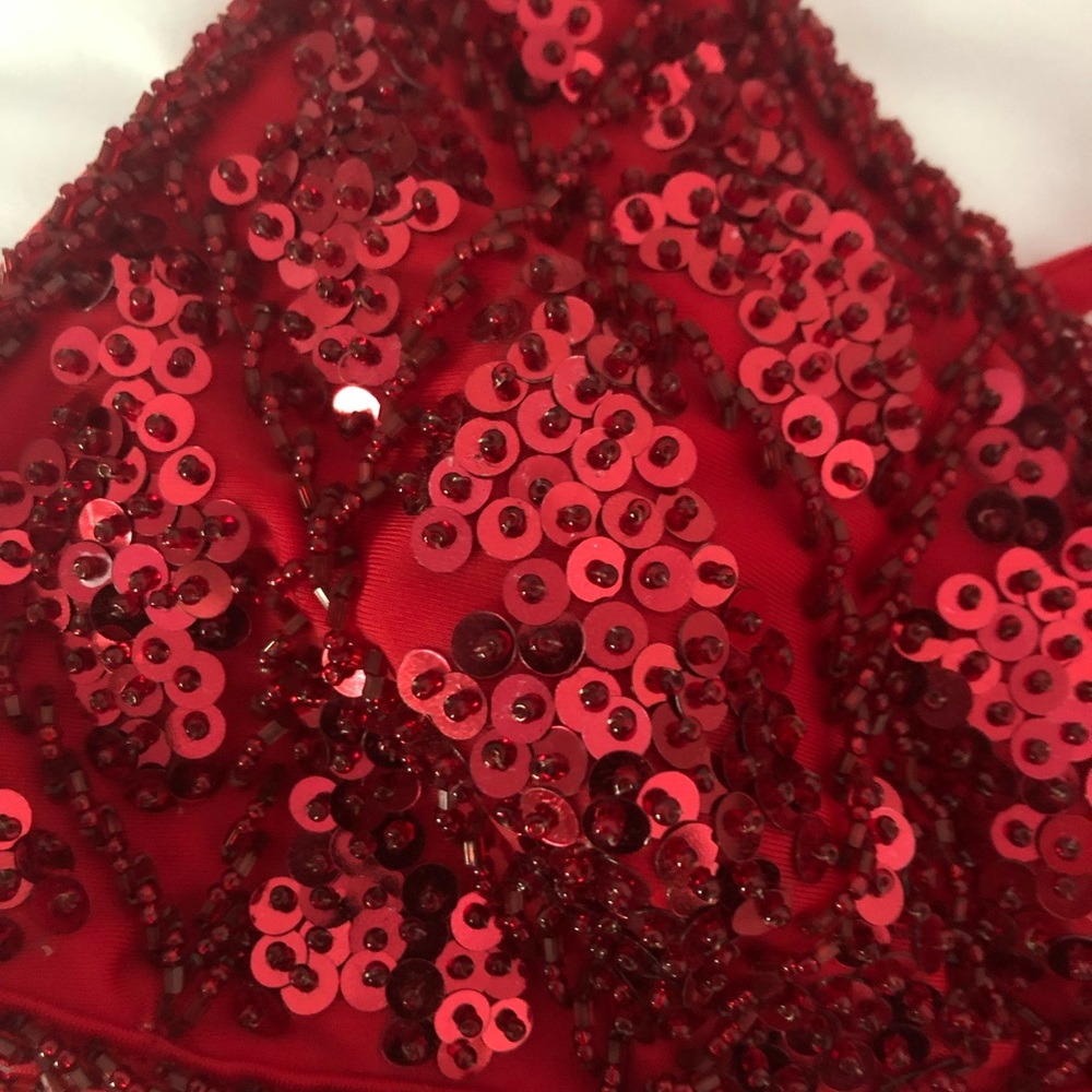 Red Sequin Intimate Set - Picture 6 of 12